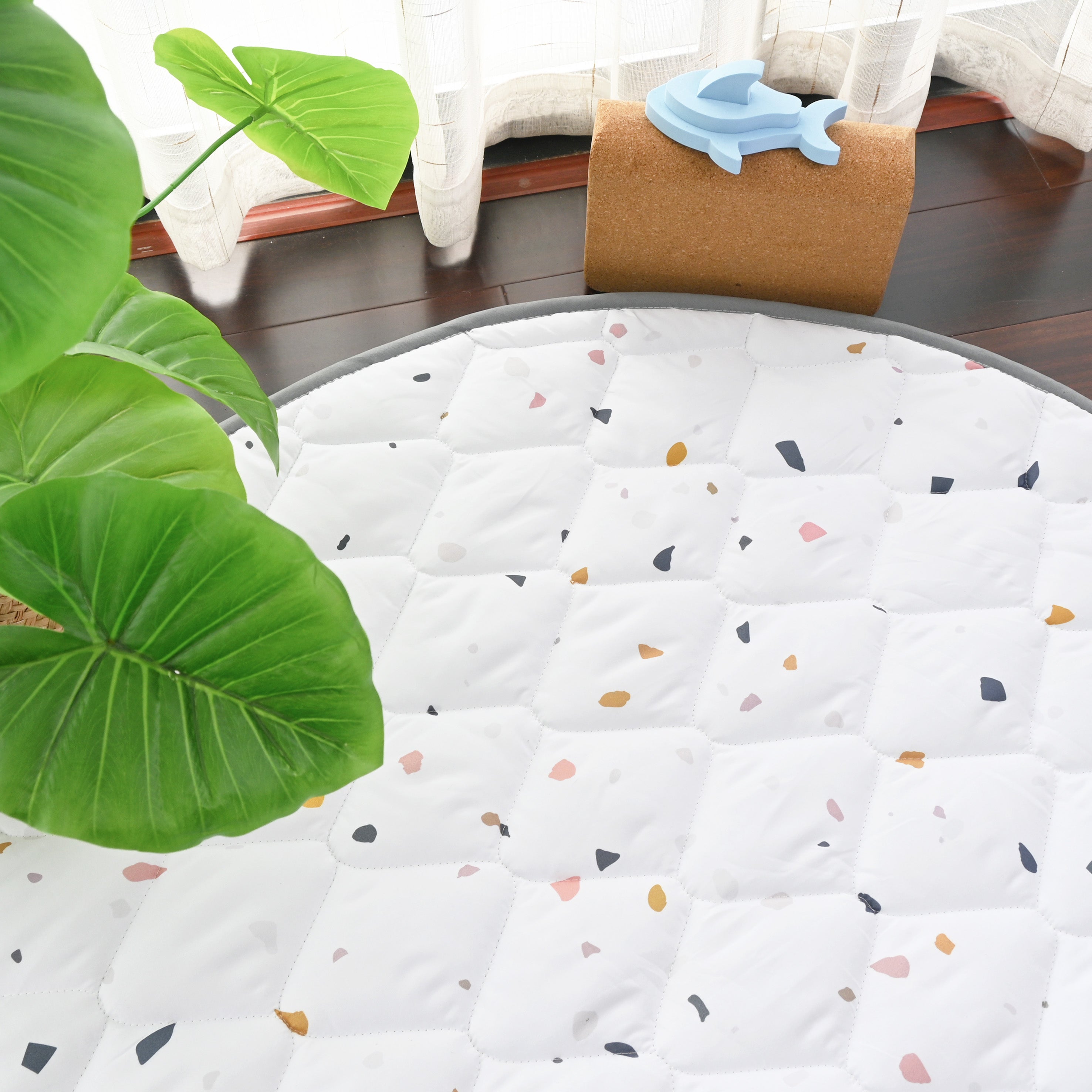 Fabric Play Mat - Circle-White Terrazzo
